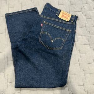 Levi jeans (NWOT)